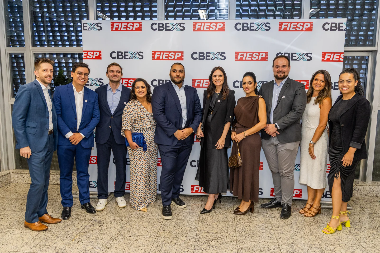 Grupo de participantes do CBEXS Futuro no painel do evento